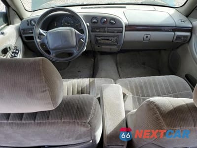 Zdjęcie 8 z 12 samochodu: 2001 CHEVROLET LUMINA VIN:2G1WL52J411298104 - miniatura