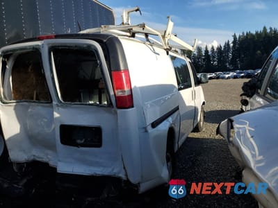 Trzecie zdjęcie samochodu z tyłu: 2005 CHEVROLET EXPRESS G2500 VIN:1GCGG25V451117544 - miniatura