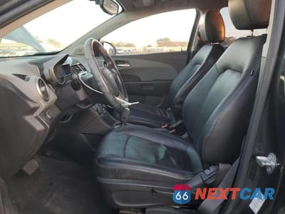 Zdjęcie 7 z 11 samochodu: 2015 CHEVROLET SONIC LTZ VIN:1G1JE5SBXF4118102 - miniatura