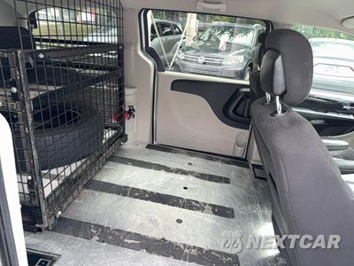 Zdjęcie 6 z 10 samochodu: 2014 RAM TRADESMAN VIN:2C4JRGAG4ER428620 - miniatura