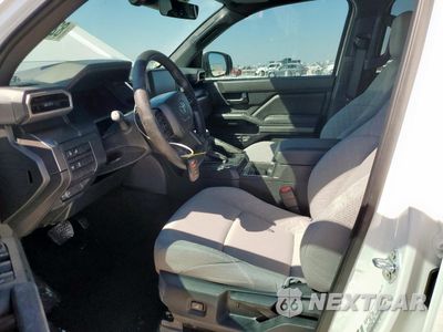 Zdjęcie 7 z 16 samochodu: 2025 TOYOTA TACOMA DOUBLE CAB VIN:3TMKB5FN5SM049066 - miniatura