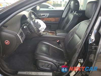 Zdjęcie 7 z 14 samochodu: 2011 JAGUAR XF VIN:SAJWA0FB0BLS00847 - miniatura