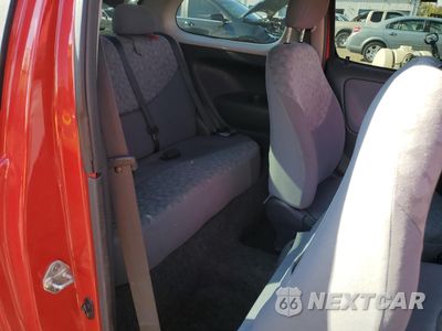 Zdjęcie 10 z 12 samochodu: 2000 TOYOTA ECHO VIN:JTDAT1230Y0077858 - miniatura