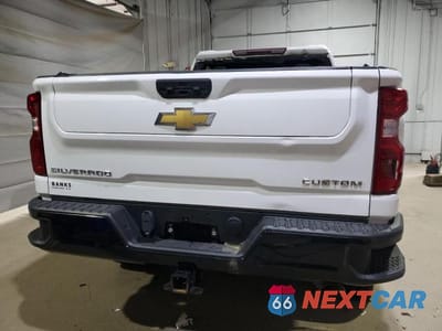 Zdjęcie 6 z 11 samochodu: 2022 CHEVROLET SILVERADO K2500 CUSTOM VIN:1GC4YME72NF209655 - miniatura