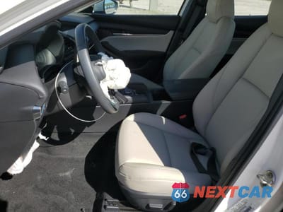 Zdjęcie 7 z 12 samochodu: 2025 MAZDA 3 PREFERRED VIN:JM1BPACM3S1779139 - miniatura