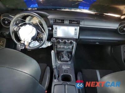 Zdjęcie 8 z 11 samochodu: 2025 TOYOTA GR 86 PREMIUM VIN:JF1ZNBE12S8753965 - miniatura