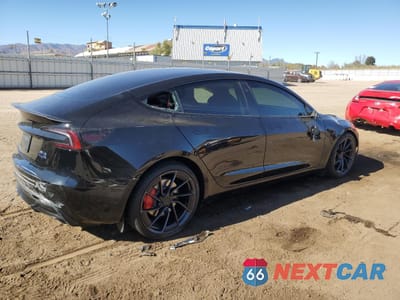 Trzecie zdjęcie samochodu z tyłu: 2025 TESLA MODEL 3 VIN:5YJ3E1ET3SF069678 - miniatura