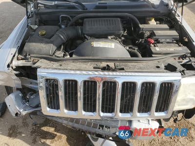 Zdjęcie 11 z 13 samochodu: 2007 JEEP COMMANDER VIN:1J8HG48P47C591541 - miniatura