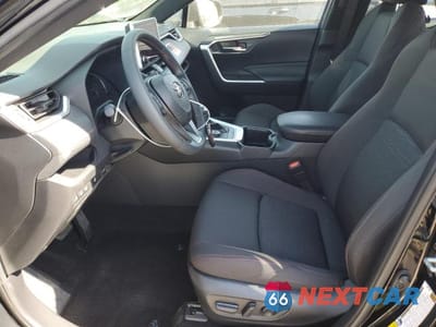 Zdjęcie 7 z 14 samochodu: 2024 TOYOTA RAV4 PRIME SE VIN:JTMAB3FV7RD210944 - miniatura