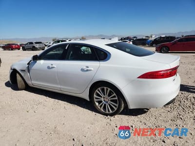 Drugie zdjęcie samochodu z przodu: 2019 JAGUAR XF PRESTIGE VIN:SAJBE4FX5KCY80704 - miniatura