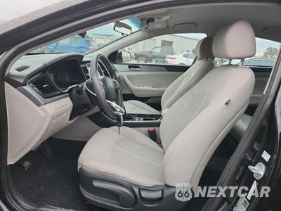 Zdjęcie 7 z 12 samochodu: 2019 HYUNDAI SONATA SE VIN:5NPE24AF9KH802126 - miniatura