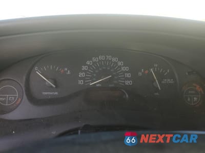 Zdjęcie 9 z 13 samochodu: 2004 BUICK CENTURY CUSTOM VIN:2G4WS52J841183645 - miniatura