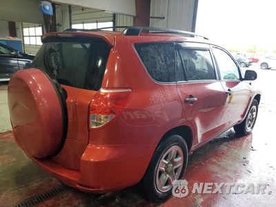 Trzecie zdjęcie samochodu z tyłu: 2006 TOYOTA RAV4 VIN:JTMZD33V265026809 - miniatura