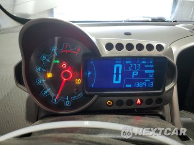Zdjęcie 9 z 14 samochodu: 2014 CHEVROLET SONIC LTZ VIN:1G1JE5SB0E4176511 - miniatura