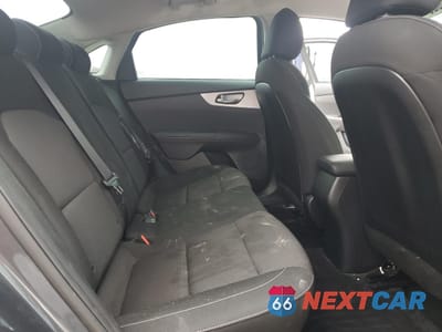 Zdjęcie 10 z 13 samochodu: 2022 KIA FORTE VIN:3KPF24AD9NE472841 - miniatura