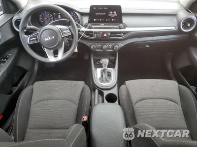 Zdjęcie 8 z 14 samochodu: 2023 KIA FORTE LX VIN:3KPF24AD9PE642876 - miniatura