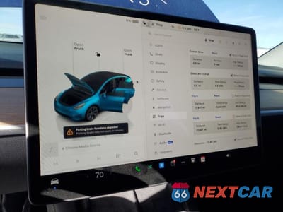 Zdjęcie 9 z 13 samochodu: 2025 TESLA MODEL Y VIN:7SAYGDEE6SF305777 - miniatura