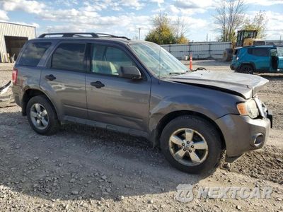 Czwarte zdjęcie samochodu z boku: 2012 FORD ESCAPE XLT VIN:1FMCU9DG0CKB78752 - miniatura