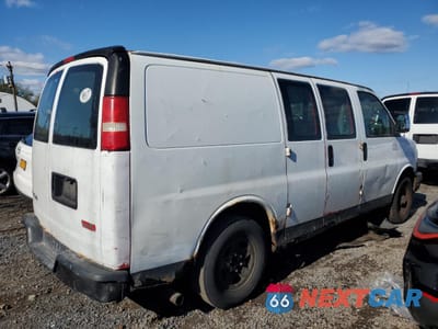 Trzecie zdjęcie samochodu z tyłu: 2005 CHEVROLET EXPRESS DELIVERY VAN VIN:1GCFG15X351255373 - miniatura