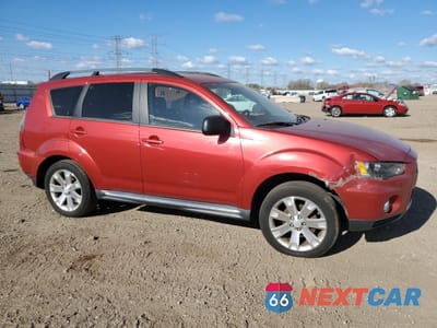 Czwarte zdjęcie samochodu z boku: 2013 MITSUBISHI OUTLANDER SE VIN:JA4AS3AW2DU011318 - miniatura