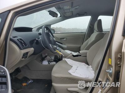 Zdjęcie 7 z 12 samochodu: 2011 TOYOTA PRIUS VIN:JTDKN3DU2B0260959 - miniatura