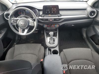 Zdjęcie 8 z 16 samochodu: 2019 KIA FORTE FE VIN:3KPF24AD5KE103440 - miniatura