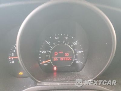 Zdjęcie 9 z 11 samochodu: 2014 KIA SOUL VIN:KNDJN2A20E7056147 - miniatura