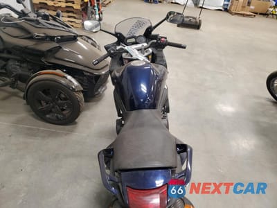 Zdjęcie 6 z 9 samochodu: 2008 YAMAHA FZ6 SHG VIN:JYARJ13E68A003794 - miniatura