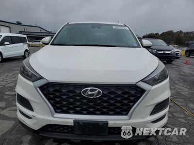 Piąte zdjęcie samochodu w środku: 2020 HYUNDAI TUCSON SE VIN:KM8J2CA47LU133817 - miniatura