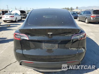Zdjęcie 6 z 15 samochodu: 2024 TESLA MODEL Y VIN:7SAYGDED9RF204007 - miniatura