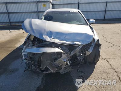 Piąte zdjęcie samochodu w środku: 2018 TOYOTA CAMRY L VIN:4T1B11HK5JU583432 - miniatura