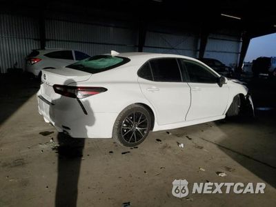 Trzecie zdjęcie samochodu z tyłu: 2022 TOYOTA CAMRY SE VIN:4T1G11AK6NU660315 - miniatura