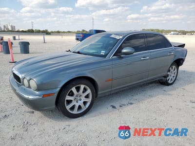 2004 JAGUAR XJ8 SAJWA71C94SG25357 - główne zdjęcie licytacji z USA - miniatura