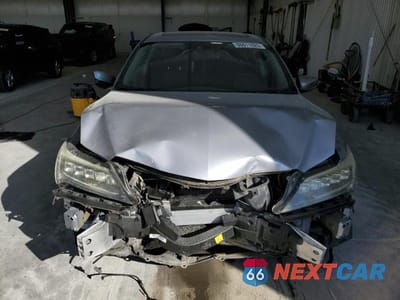 Piąte zdjęcie samochodu w środku: 2016 ACURA ILX PREMIUM VIN:19UDE2F74GA008921 - miniatura