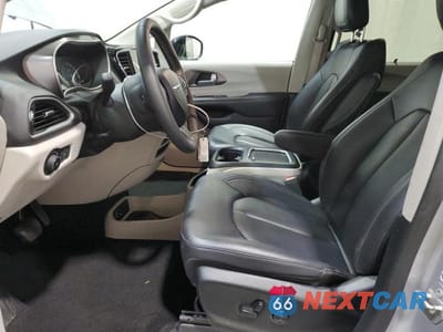 Zdjęcie 7 z 13 samochodu: 2024 CHRYSLER PACIFICA TOURING L VIN:2C4RC1BG7RR159406 - miniatura