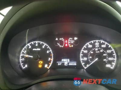 Zdjęcie 9 z 11 samochodu: 2014 NISSAN SENTRA S VIN:3N1AB7APXEY261851 - miniatura