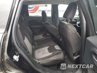 Zdjęcie 10 z 12 samochodu: 2014 JEEP CHEROKEE LATITUDE VIN:1C4PJMCB7EW267964 - miniatura