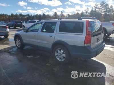 Drugie zdjęcie samochodu z przodu: 2004 VOLVO XC70 VIN:YV1SZ59H241131090 - miniatura