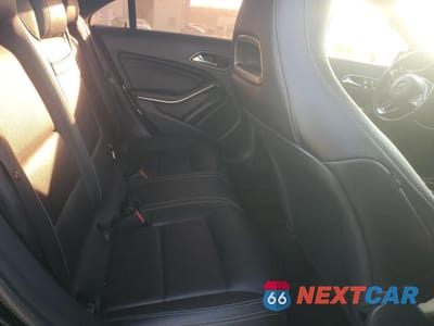 Zdjęcie 10 z 12 samochodu: 2018 MERCEDES-BENZ CLA 250 VIN:WDDSJ4EB8JN606499 - miniatura