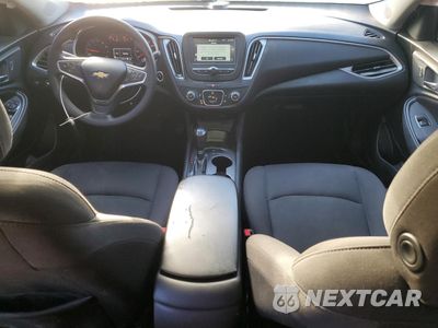 Zdjęcie 8 z 14 samochodu: 2017 CHEVROLET MALIBU LS VIN:1G1ZB5ST1HF276016 - miniatura