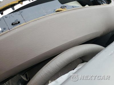 Zdjęcie 9 z 13 samochodu: 2002 CHRYSLER VOYAGER LX VIN:1C4GJ45372B731134 - miniatura