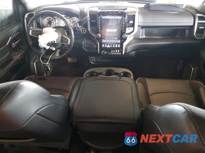 Zdjęcie 8 z 12 samochodu: 2024 RAM 2500 LARAMIE VIN:3C6UR5FL3RG383681 - miniatura