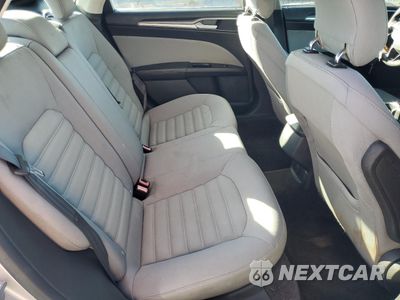 Zdjęcie 10 z 14 samochodu: 2014 FORD FUSION S VIN:1FA6P0G78E5383842 - miniatura