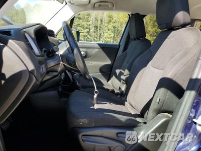 Zdjęcie 7 z 13 samochodu: 2017 JEEP RENEGADE LATITUDE VIN:ZACCJABBXHPF66350 - miniatura
