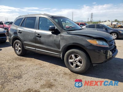 Czwarte zdjęcie samochodu z boku: 2008 HYUNDAI SANTA FE GLS VIN:5NMSG13D68H196370 - miniatura