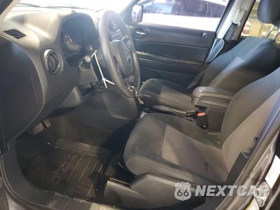 Zdjęcie 7 z 13 samochodu: 2014 JEEP PATRIOT SPORT VIN:1C4NJPBA8ED843994 - miniatura