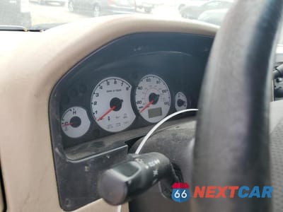 Zdjęcie 9 z 12 samochodu: 2004 FORD ESCAPE XLT VIN:1FMYU03184KA27318 - miniatura