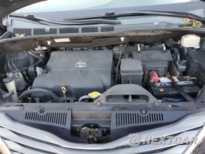 Zdjęcie 12 z 15 samochodu: 2014 TOYOTA SIENNA XLE VIN:5TDYK3DC7ES493229 - miniatura
