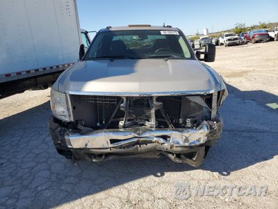 Piąte zdjęcie samochodu w środku: 2008 CHEVROLET SILVERADO K3500 VIN:1GCJK39K98E150840 - miniatura