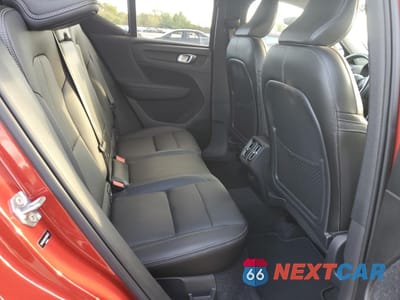 Zdjęcie 11 z 14 samochodu: 2019 VOLVO XC40 T5 MOMENTUM VIN:YV4162UK0K2060472 - miniatura